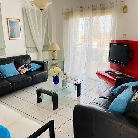 Villa Emiliana Paralimni Buitenkant foto