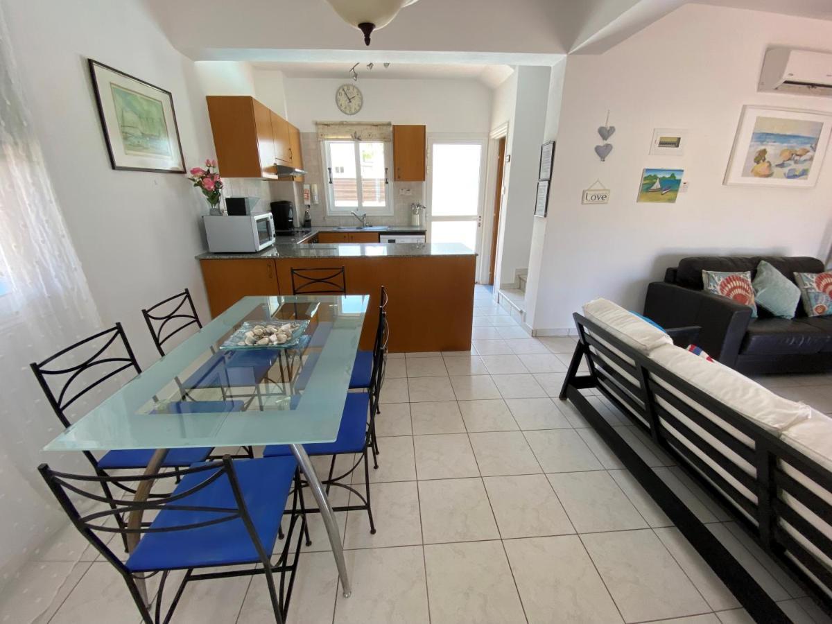 Villa Emiliana Paralimni Buitenkant foto