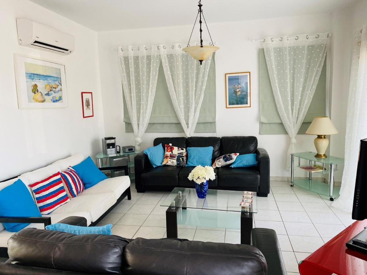 Villa Emiliana Paralimni Buitenkant foto