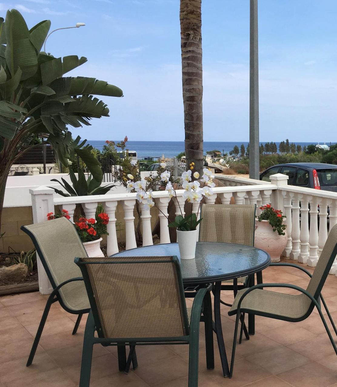 Villa Emiliana Paralimni Buitenkant foto