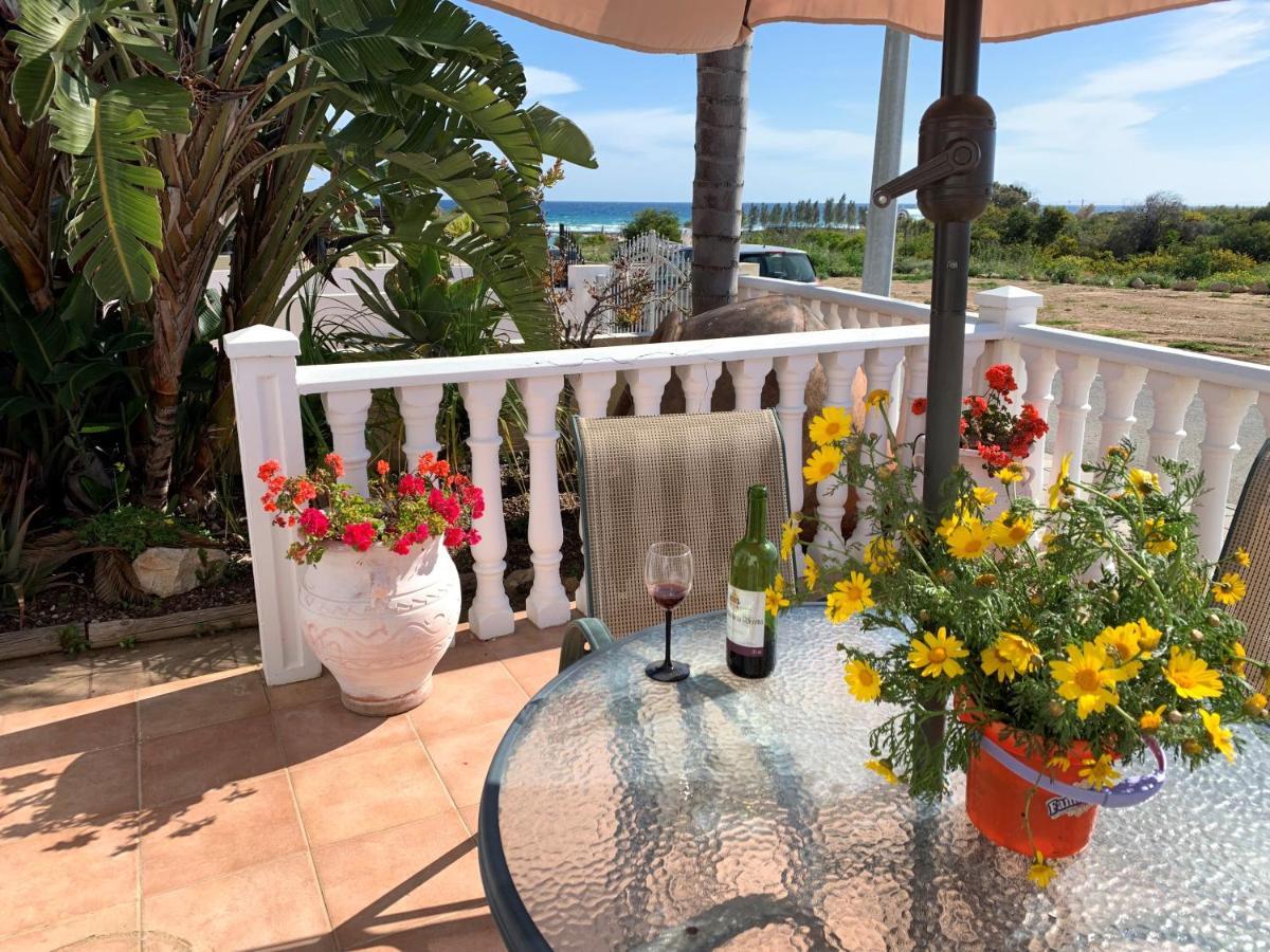 Villa Emiliana Paralimni Buitenkant foto